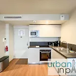 Urbanflat 132 - Superbe Appartement De 4 Chambres Dans Le Centre